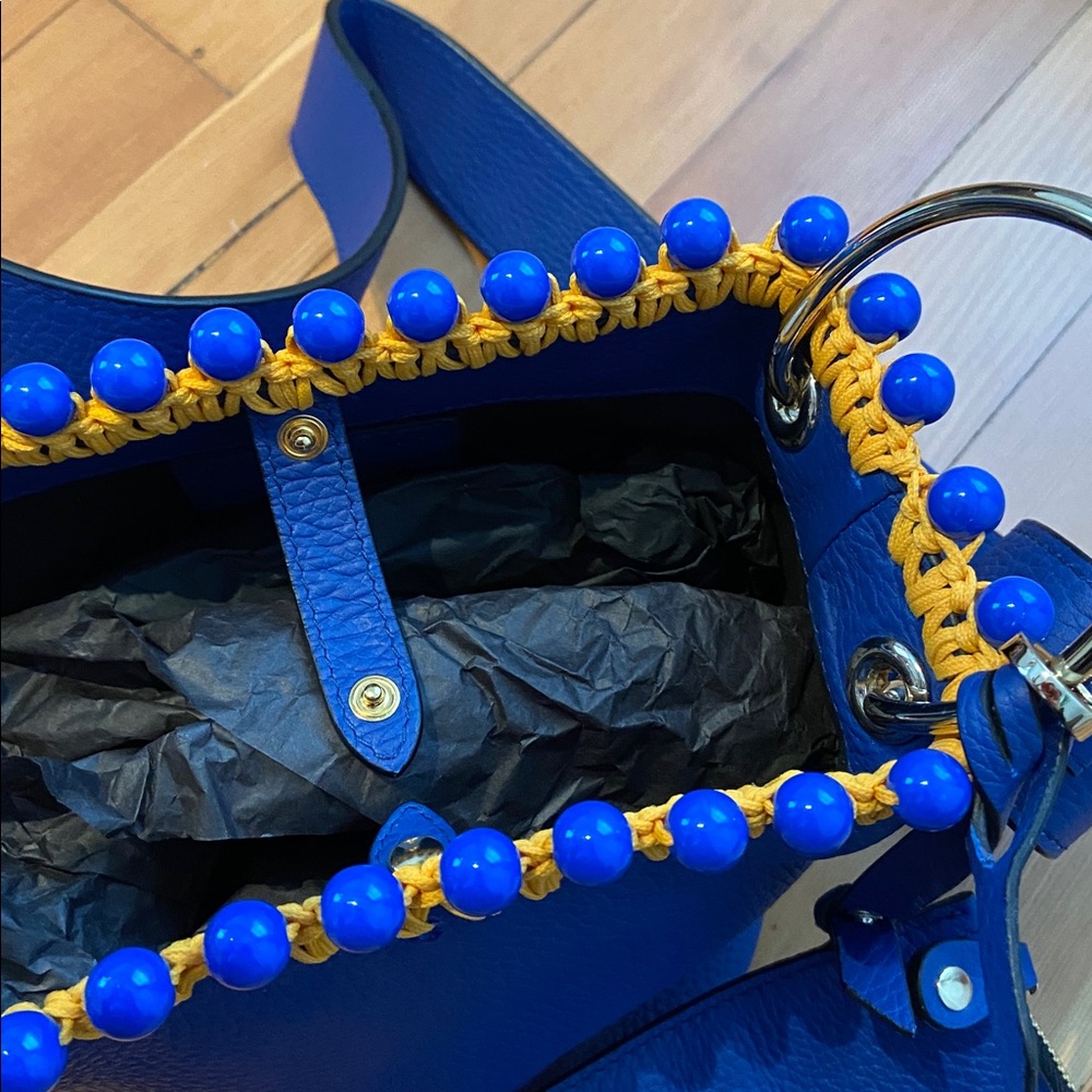 Strathberry Stylish Blue Bucket Bag - Picture 3 of 9